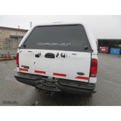 R-1006: 2003 Ford F250 XL Extra Cab Pick-Up – 115641 kms