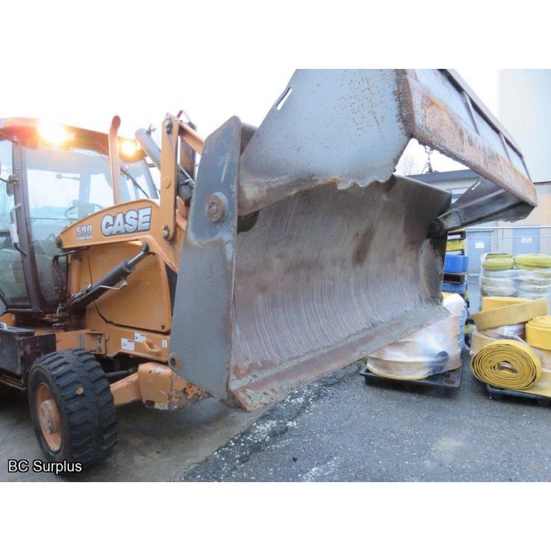 R-1010: 2013 Case 590 Super N 4x4 Backhoe/Loader – 8574 hrs