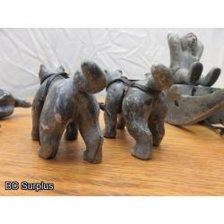 R-95: Inuit Soapstone Carving – Hunter on Sled with Dog Team