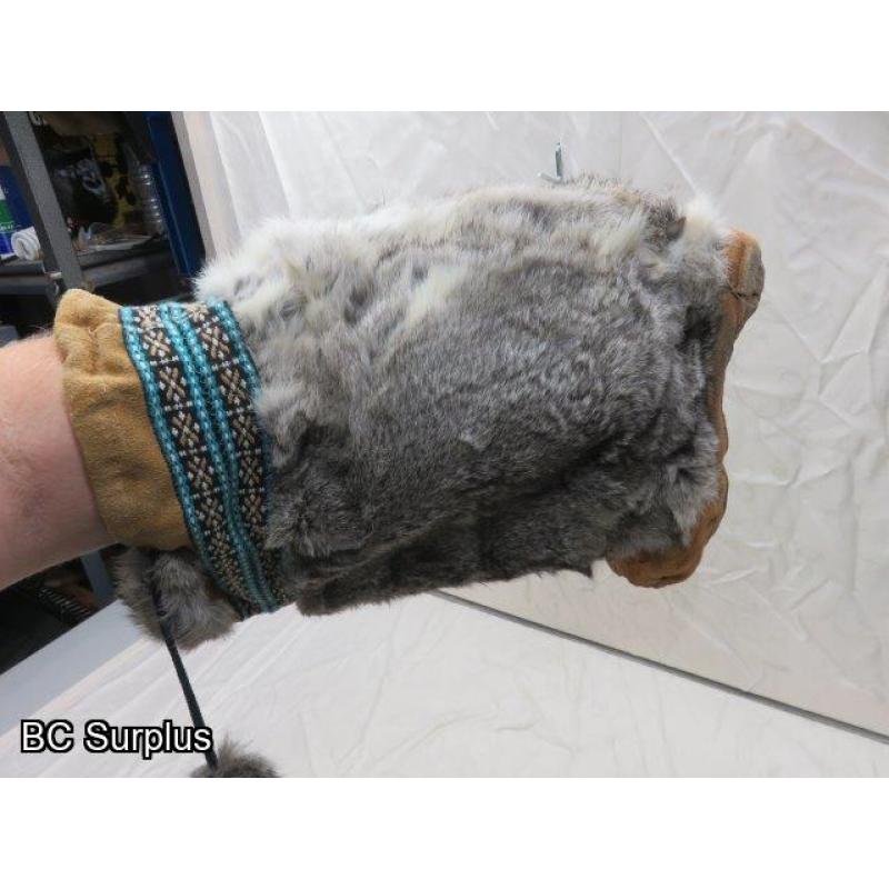 R-121: Leather & Fur Moccasins