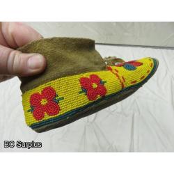 R-122: Beaded Moccasins – 1 Pair