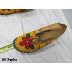 R-122: Beaded Moccasins – 1 Pair