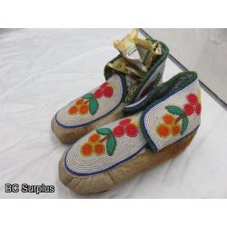 R-123: Beaded Moccasins – 1 Pair