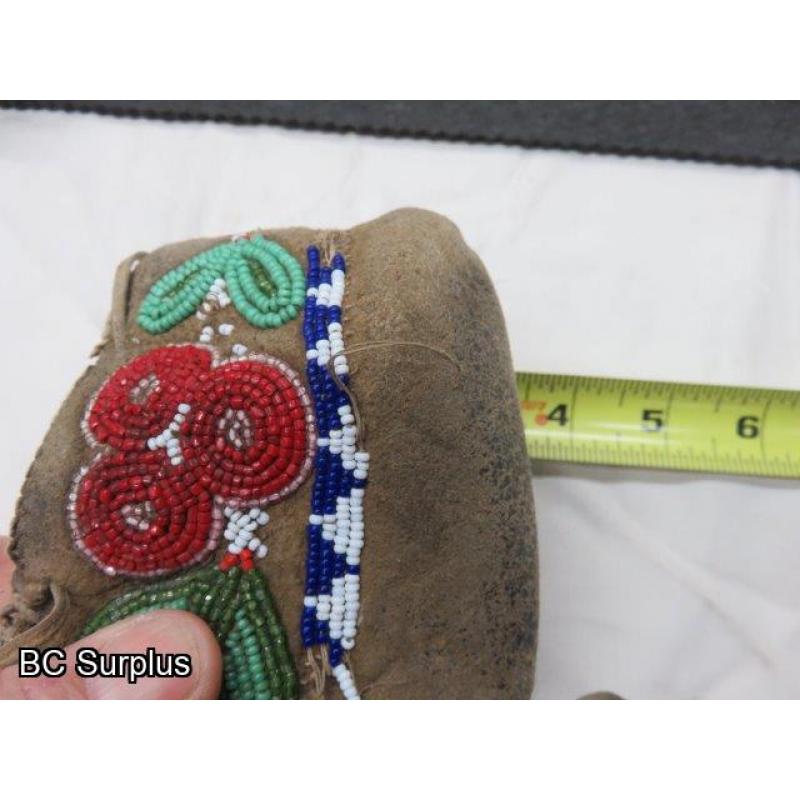 R-127: Beaded Moccasins – 1 Pair