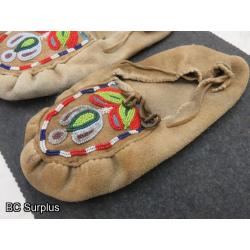 R-128: Beaded Moccasin Slippers – 1 Pair