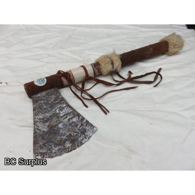 R-177: Vintage-Styled War Hatchet