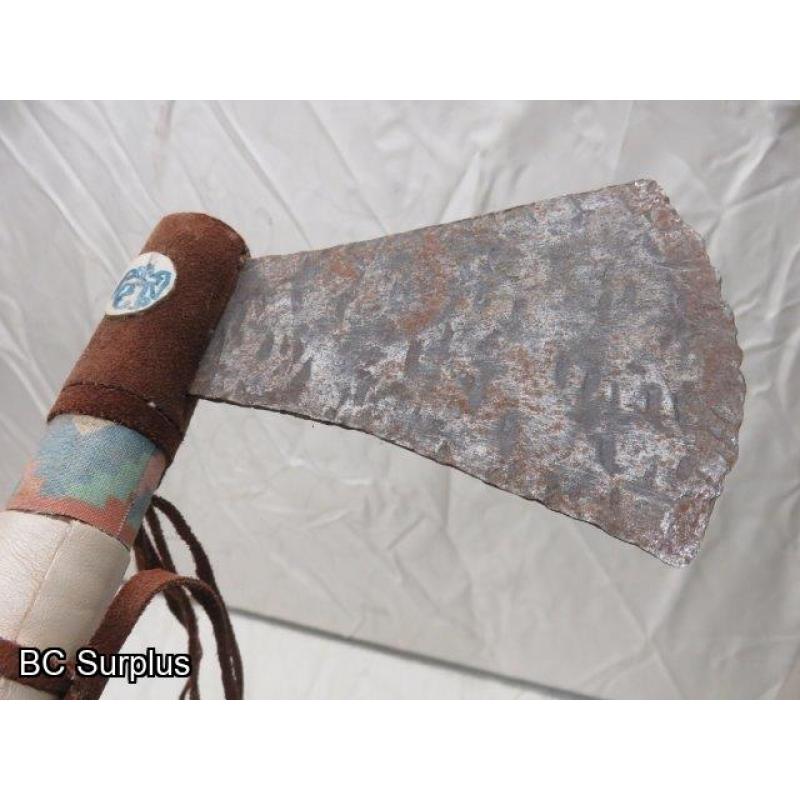 R-177: Vintage-Styled War Hatchet