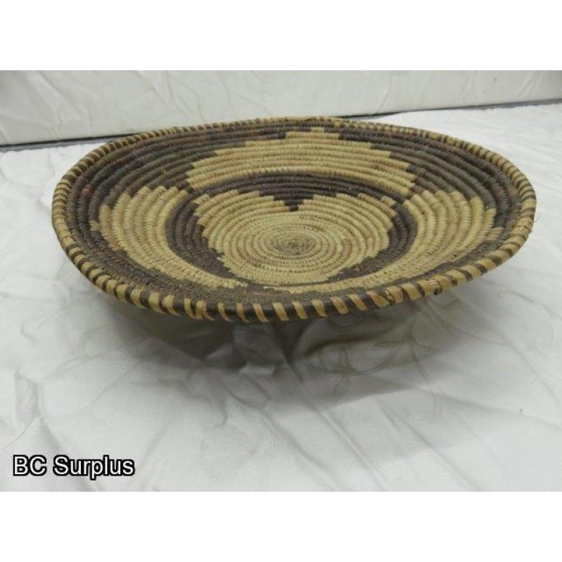 R-209: Vintage Woven Berry Basket