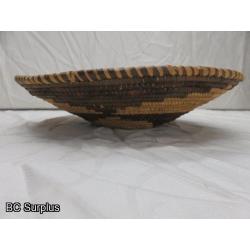 R-209: Vintage Woven Berry Basket