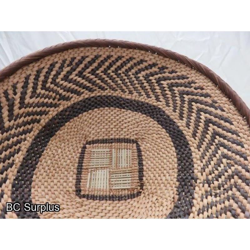 R-210: Vintage Woven Berry Basket