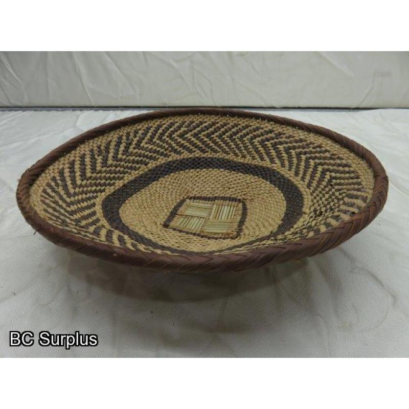 R-210: Vintage Woven Berry Basket