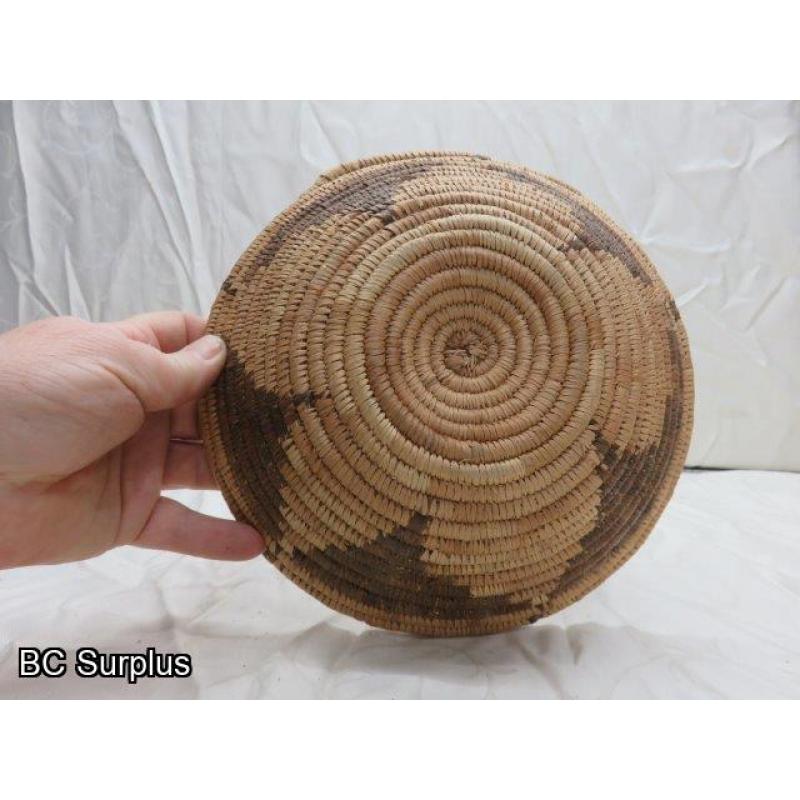 R-211: Vintage Woven Berry Basket