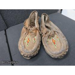 R-264: Vintage Beaded Leather Moccasins