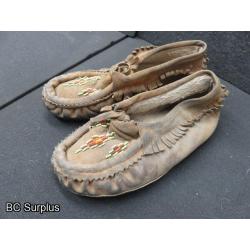 R-264: Vintage Beaded Leather Moccasins