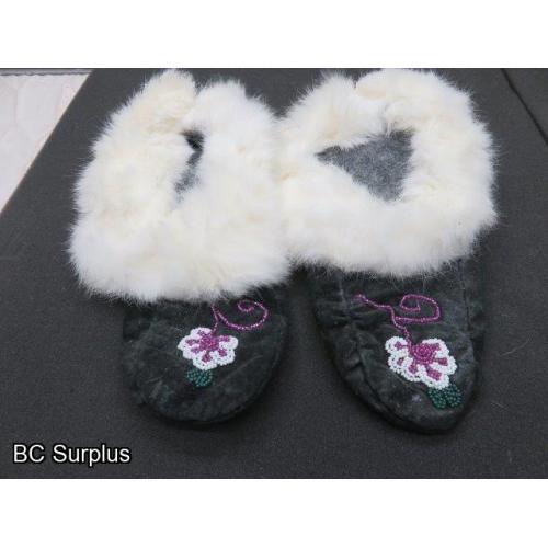 R-265: Black Leather & Fur Trimmer Slipper Moccasins