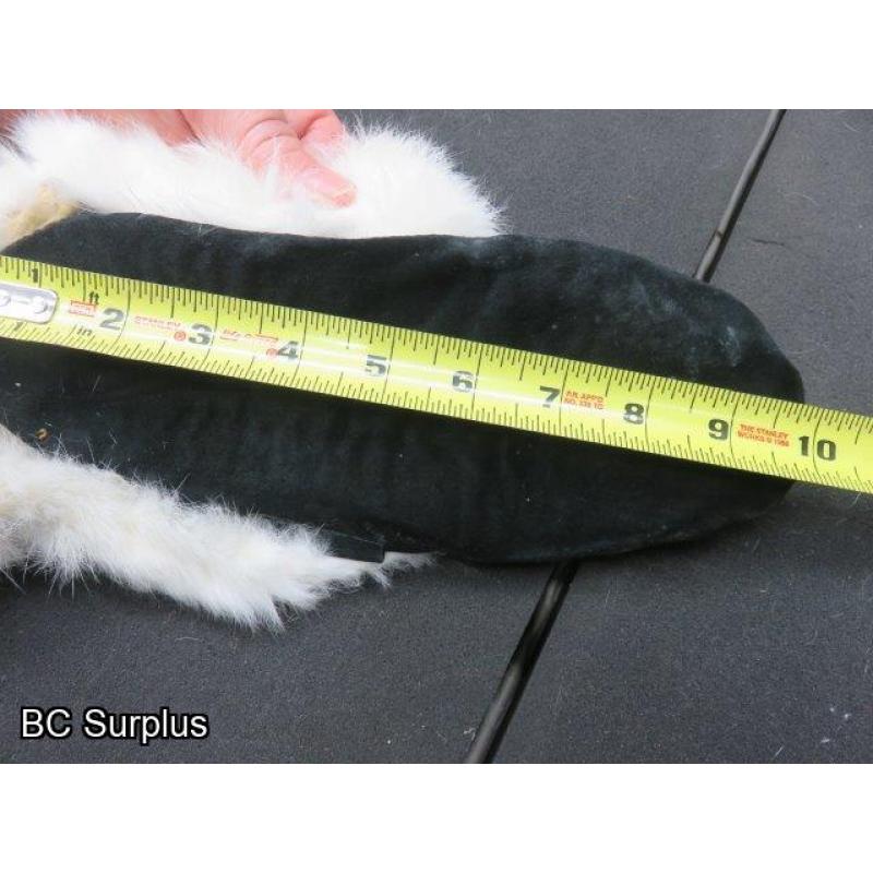 R-265: Black Leather & Fur Trimmer Slipper Moccasins