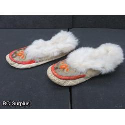 R-266: Fur & Leather Moccasins – Fur Lining