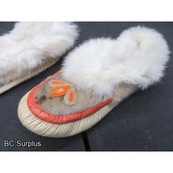 R-266: Fur & Leather Moccasins – Fur Lining