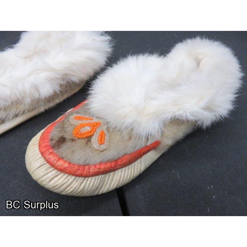 R-266: Fur & Leather Moccasins – Fur Lining