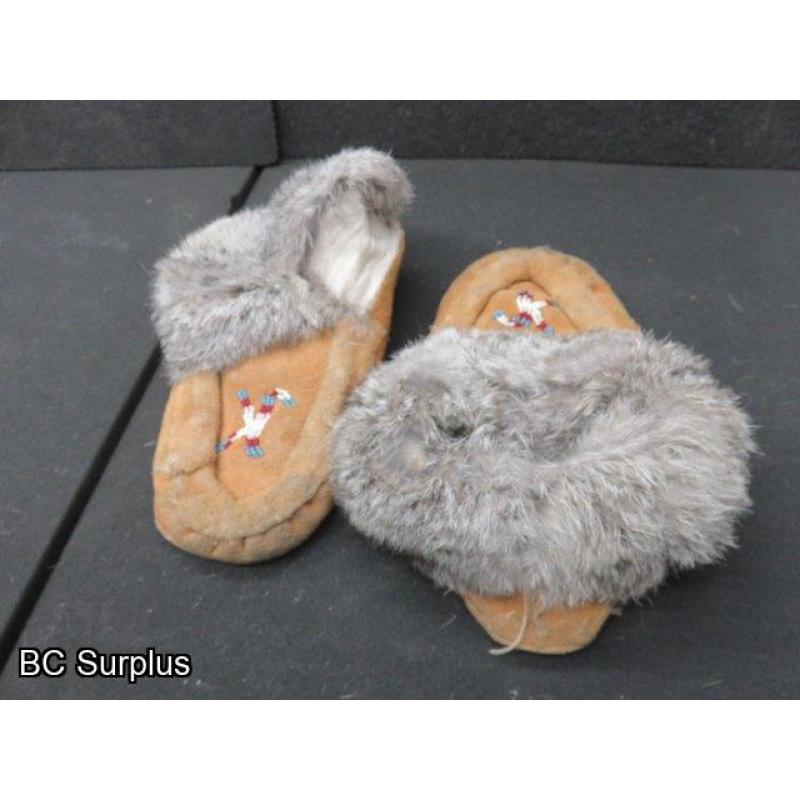 R-268: Beaded Leather Moccasin Slippers