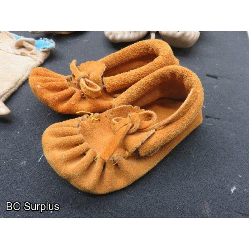 R-314: Children's Moccasins & Gloves – 3 Pairs