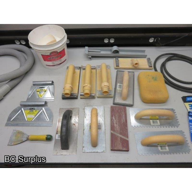 R-366: Drywall and Tile Setting Tools – 1 Lot