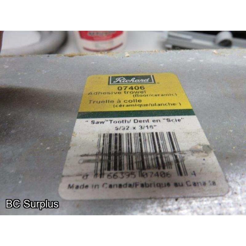 R-366: Drywall and Tile Setting Tools – 1 Lot