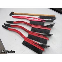 R-394: Sub Zero Ice Scraper with Brush – 6 Items