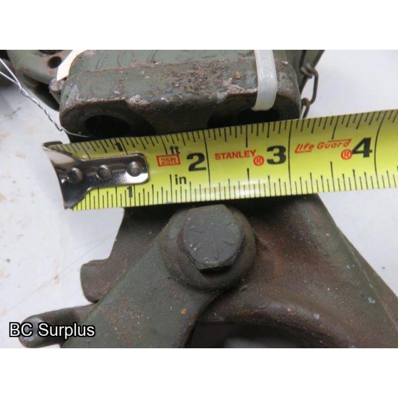 R-356: Military Style Pintle Hitches – Used – 2 Items