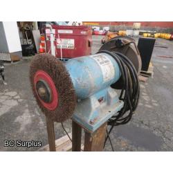 R-435: Magnum 8 Inch Bench Grinder on Stand