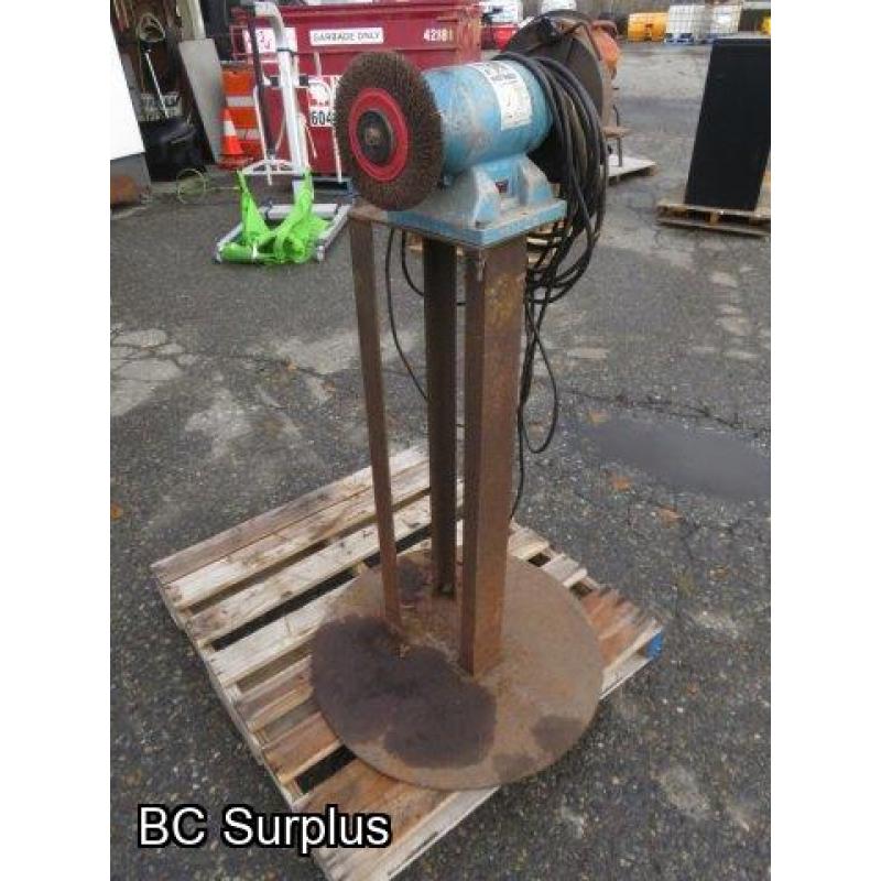 R-435: Magnum 8 Inch Bench Grinder on Stand