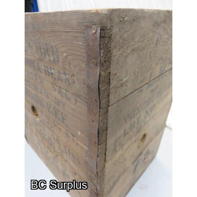 R-509: Vintage Wooden Shipping Box – 1 Item