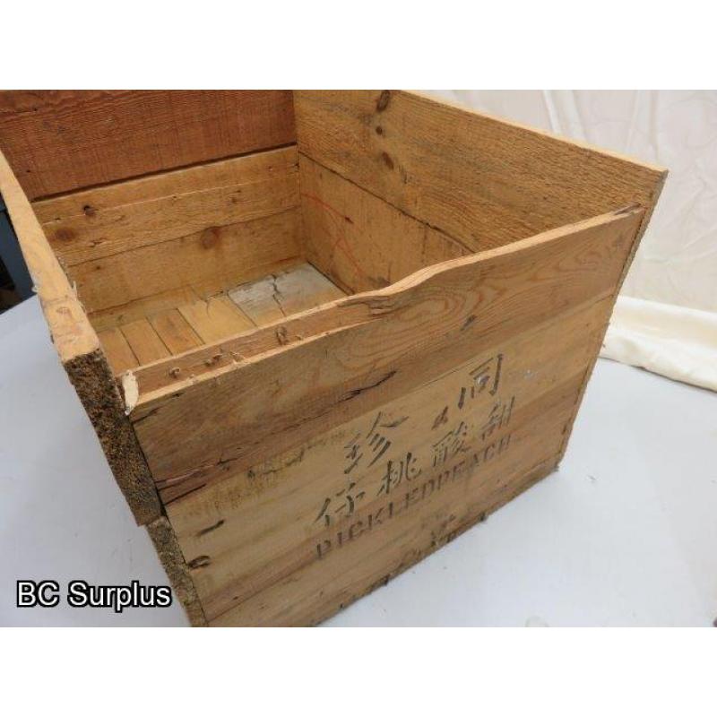 R-512: Vintage Wooden Shipping Boxes – 2 Items