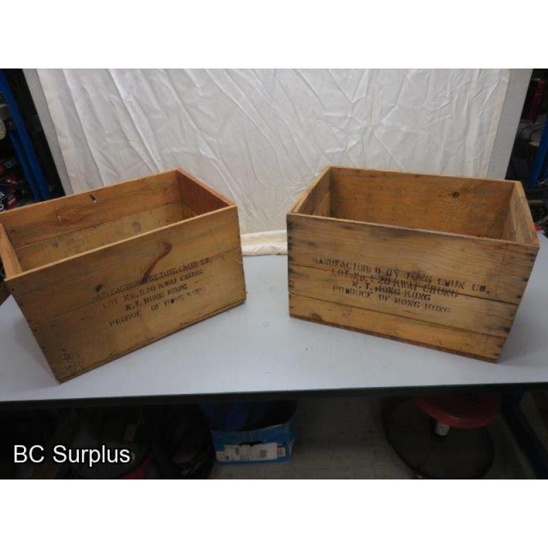 R-512: Vintage Wooden Shipping Boxes – 2 Items