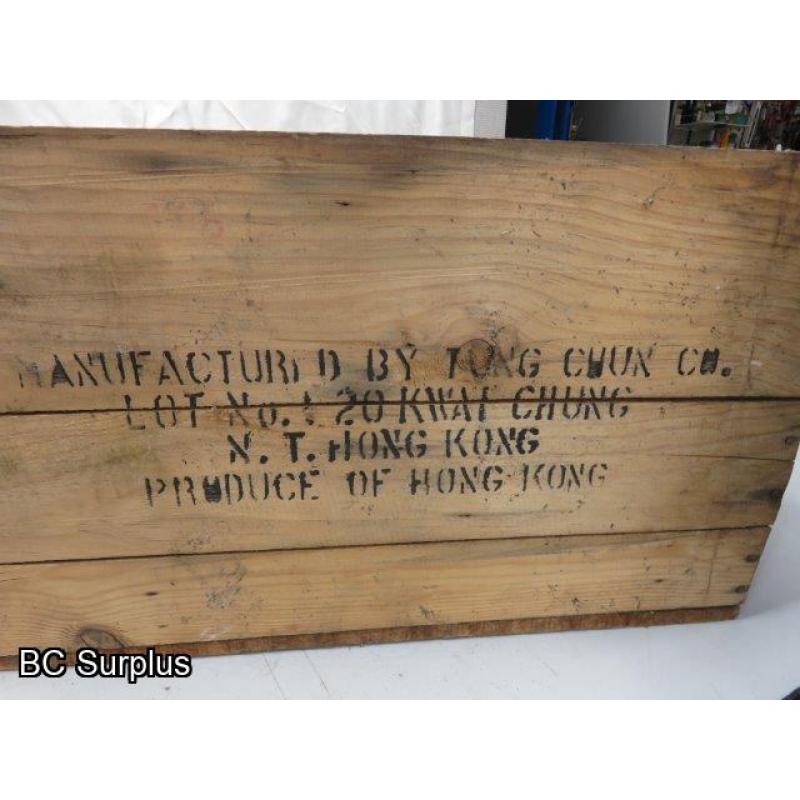 R-512: Vintage Wooden Shipping Boxes – 2 Items