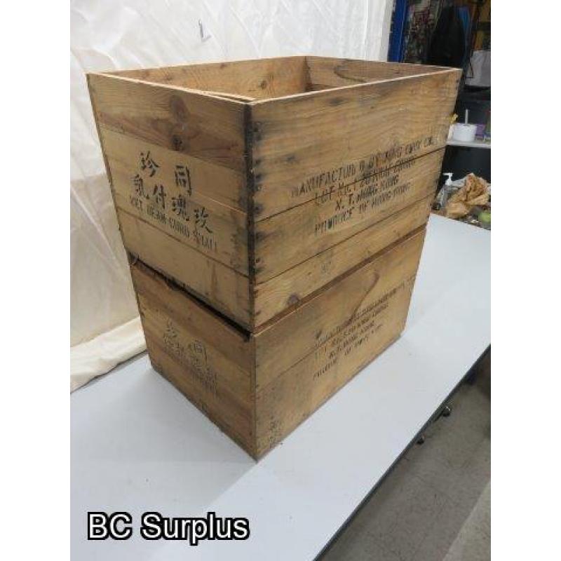 R-512: Vintage Wooden Shipping Boxes – 2 Items