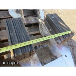 R-577: Case Backhoe Stabilizer Brackets & Pads – 4 Items