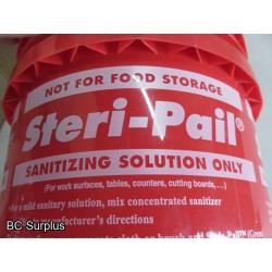 R-640:Carlisle 2 Gallon Sterilizing Pails – 12 Items