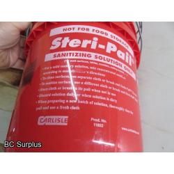 R-640:Carlisle 2 Gallon Sterilizing Pails – 12 Items