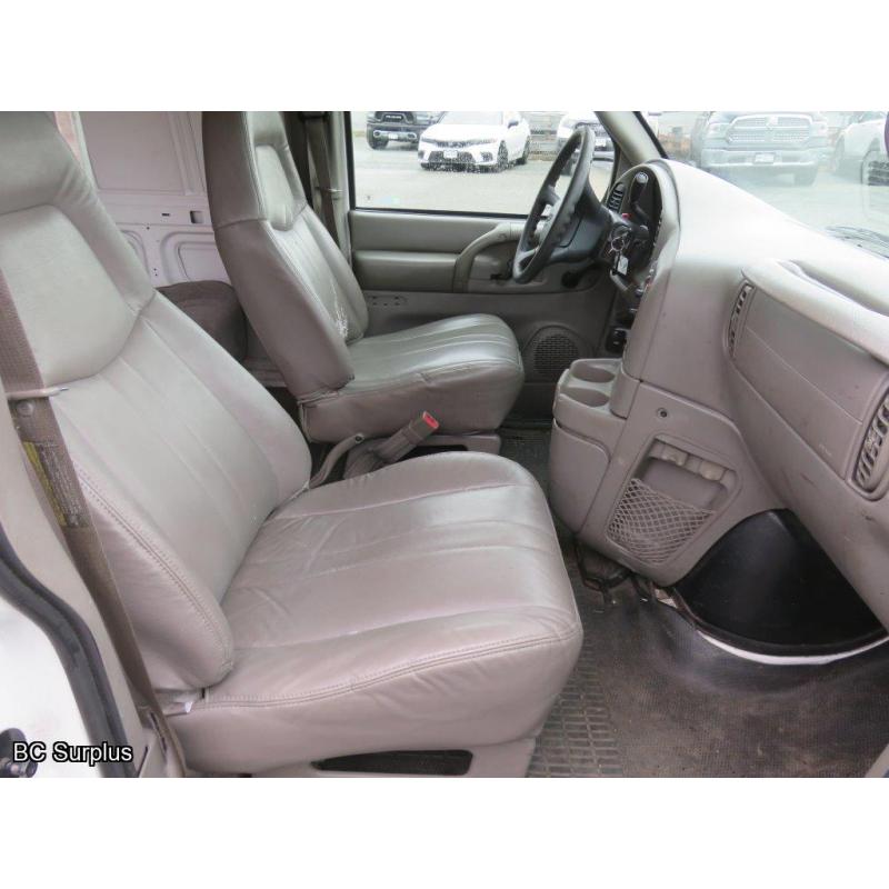 S-1002: 2004 Chevrolet Astro Cargo Van – 74967 kms