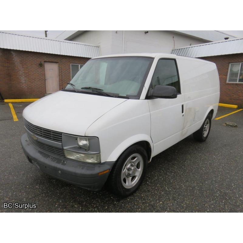 S-1002: 2004 Chevrolet Astro Cargo Van – 74967 kms