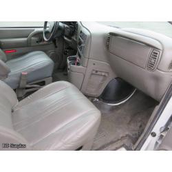 S-1003: 2004 Chevrolet Astro Cargo Van – 82809 kms