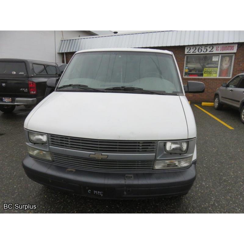 S-1003: 2004 Chevrolet Astro Cargo Van – 82809 kms