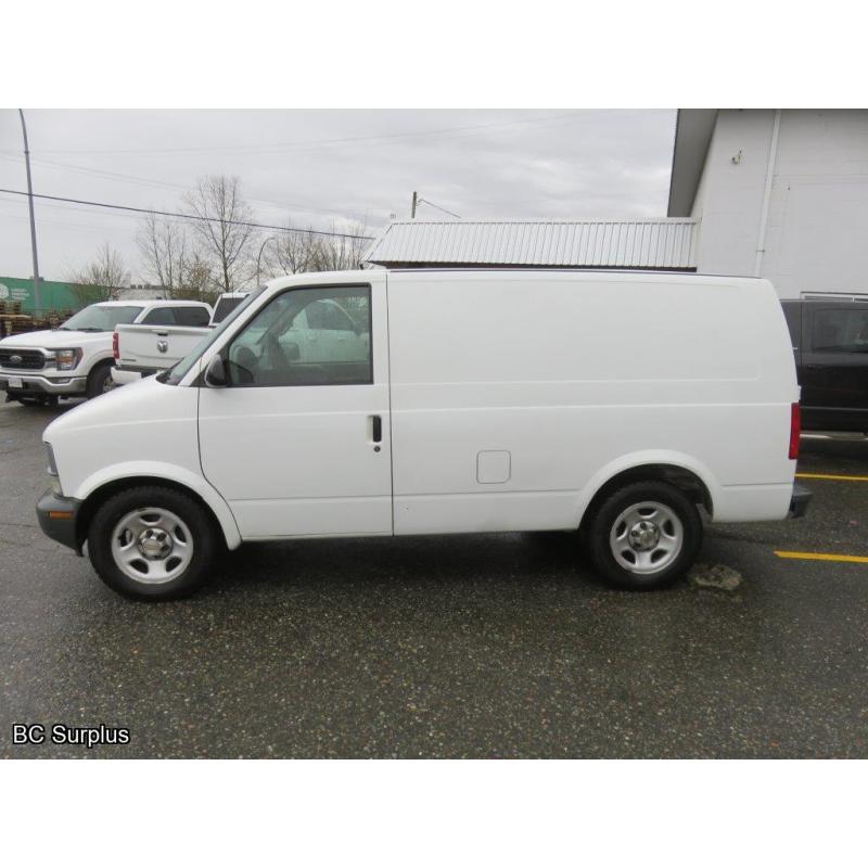 S-1004: 2004 Chevrolet Astro Cargo Van – 82777 kms