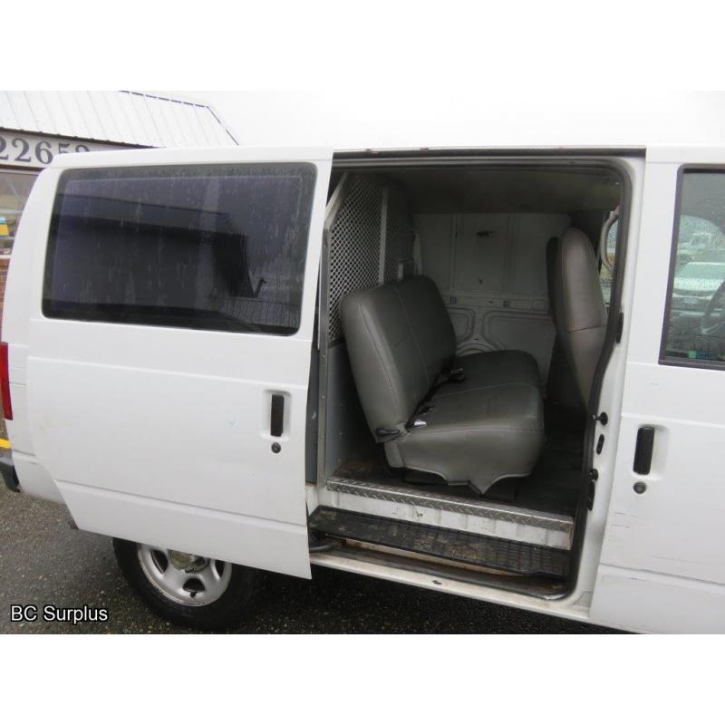 S-1004: 2004 Chevrolet Astro Cargo Van – 82777 kms