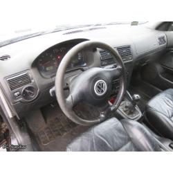 S-1006: 2000 Volkswagen Golf GTI Hatchback – 299261 kms