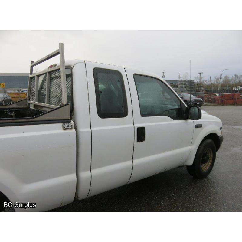 S-1010: 2002 Ford F250 Extra Cab Pickup – 89091 kms