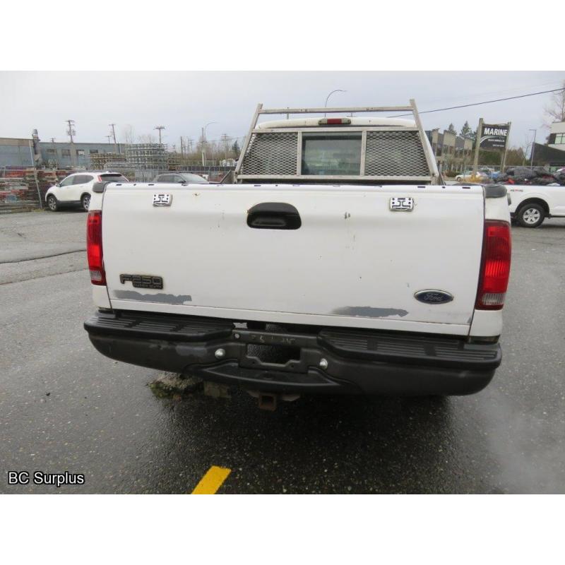 S-1010: 2002 Ford F250 Extra Cab Pickup – 89091 kms