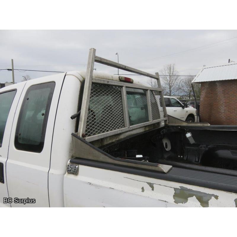 S-1010: 2002 Ford F250 Extra Cab Pickup – 89091 kms