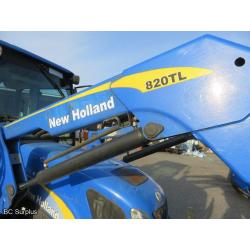 S-1014: 2009 New Holland T4020 4x4 Tractor – 820TL Loader